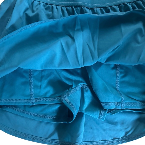 Alo Yoga Match Point Tennis Skirt Aqua Blue XS Golf Pickleball Shorts Skort - Picture 3 of 3